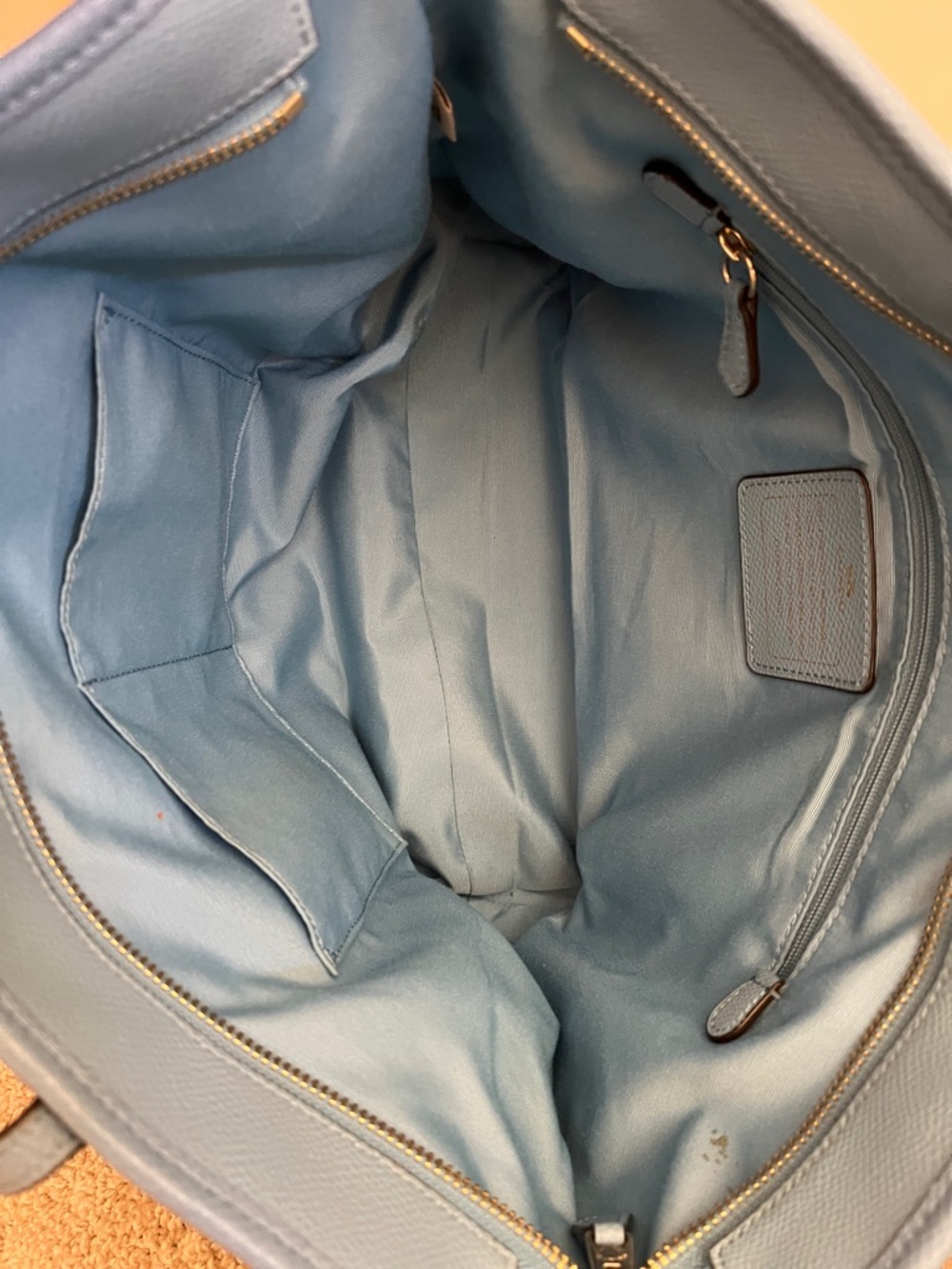 Coach City Zip Pebbled Leather Tote Gold Hardware Hangtag 2015 - Picture 16 of 17